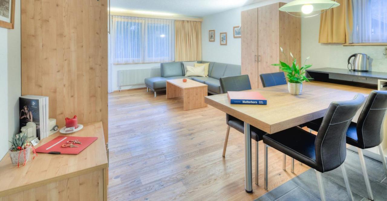 Ferienhaus Felice Zermatt Luaran gambar